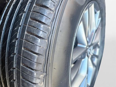 Certified 2023 Nissan Rogue S image 19