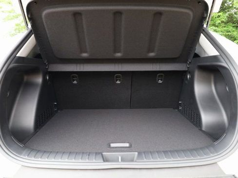 New 2025 Hyundai Kona SEL image 28