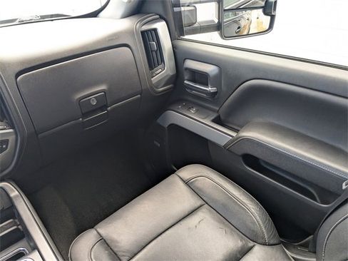 Used 2017 Chevrolet Silverado 2500 LTZ w/ Duramax Plus Package image 17
