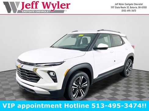 New 2026 Chevrolet TrailBlazer LT FWD image 2