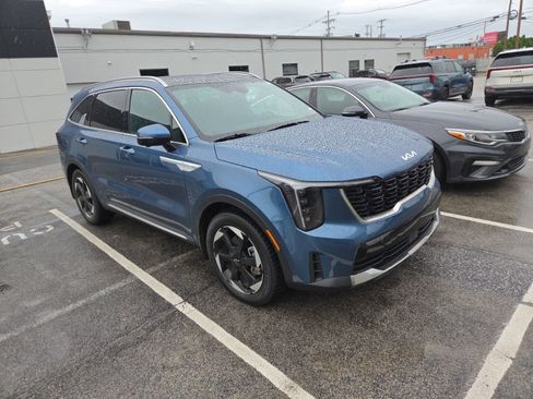Used 2025 Kia Sorento SX Prestige AWD/4WD image 4