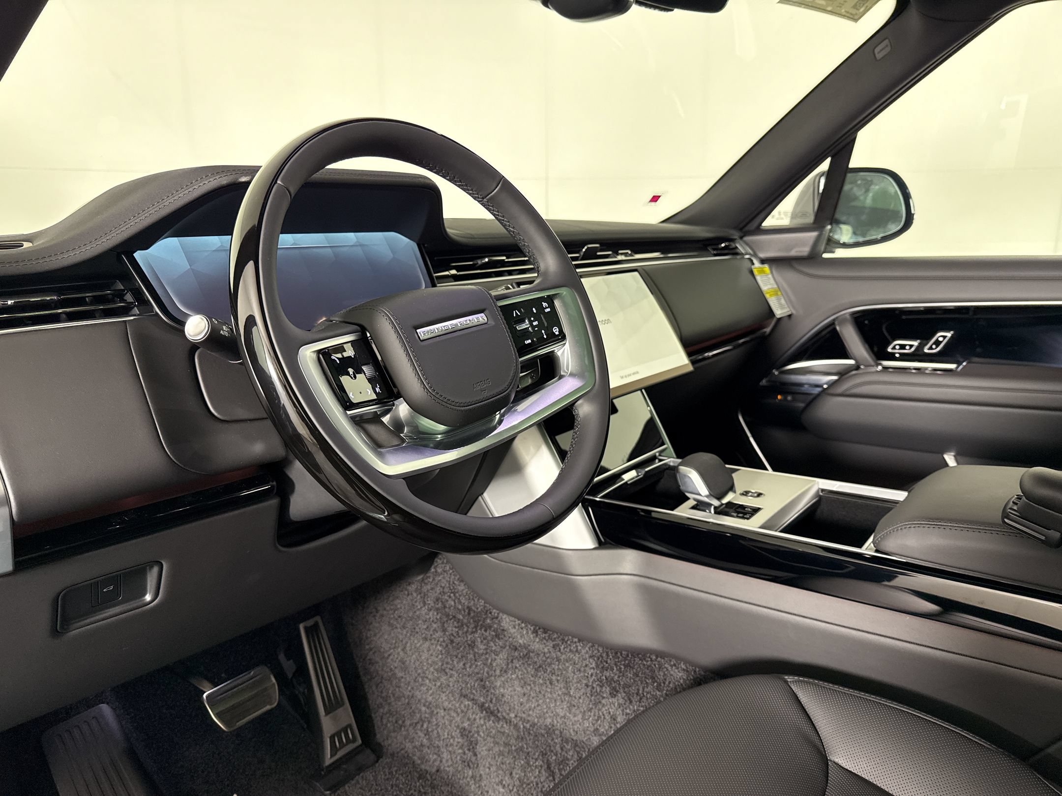 New 2026 Land Rover Range Rover SE AWD/4WD image 25