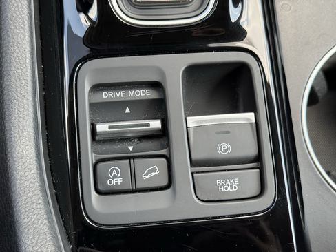 Used 2023 Honda Pilot Elite image 26