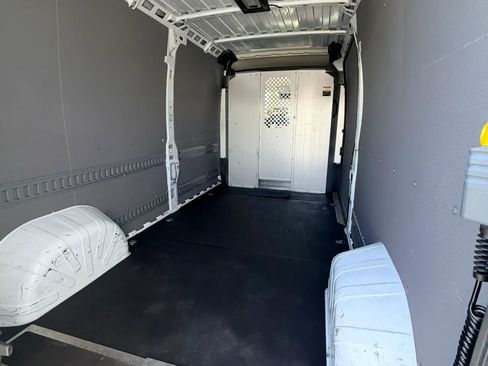 Used 2023 RAM ProMaster 2500 FWD image 24