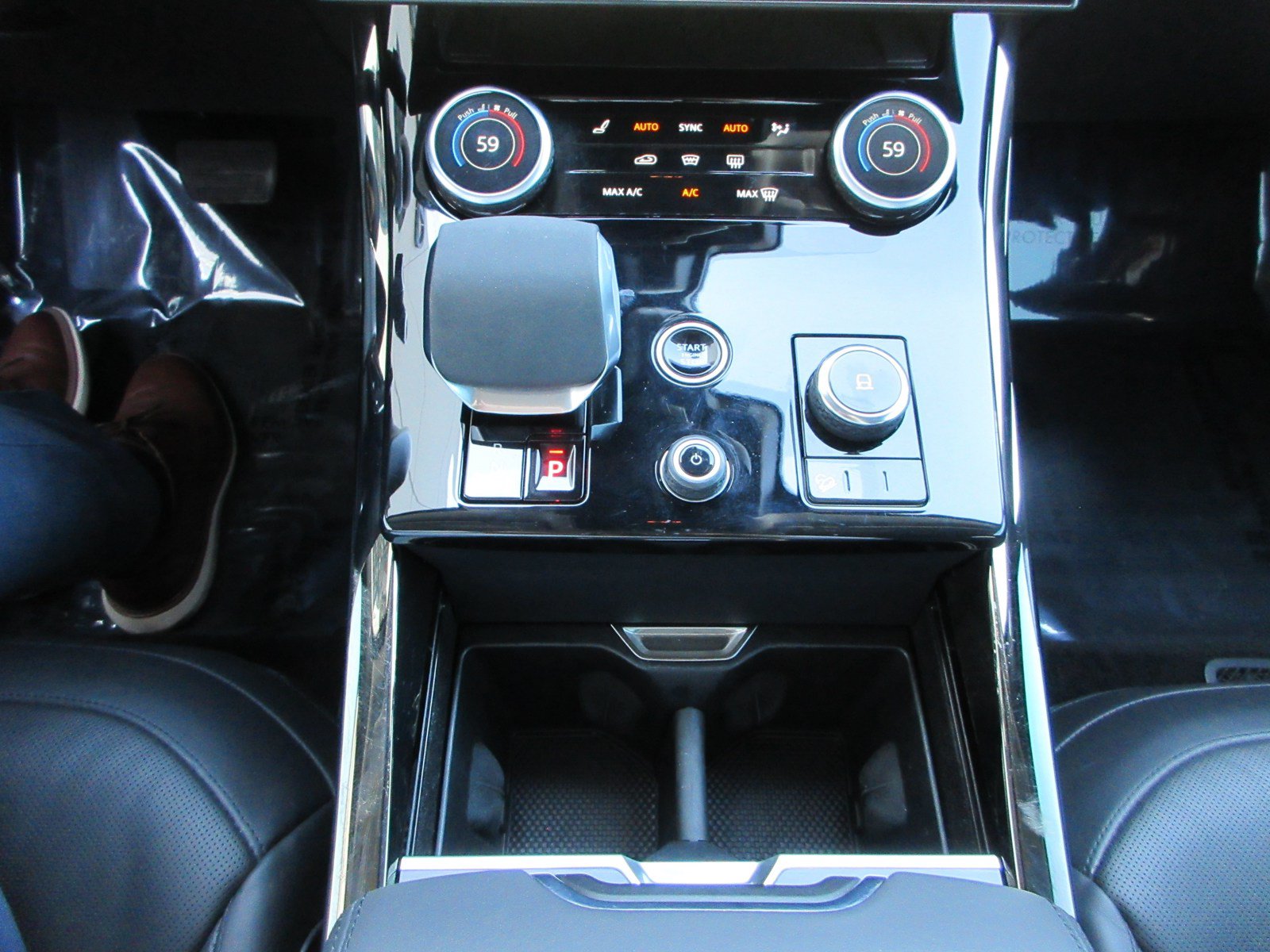 Used 2023 Land Rover Range Rover Sport SE AWD/4WD image 43