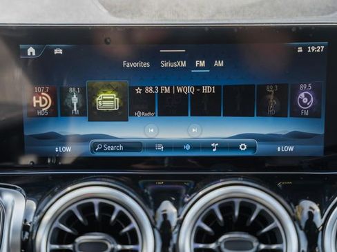 New 2026 Mercedes-Benz GLB 250 4MATIC image 23