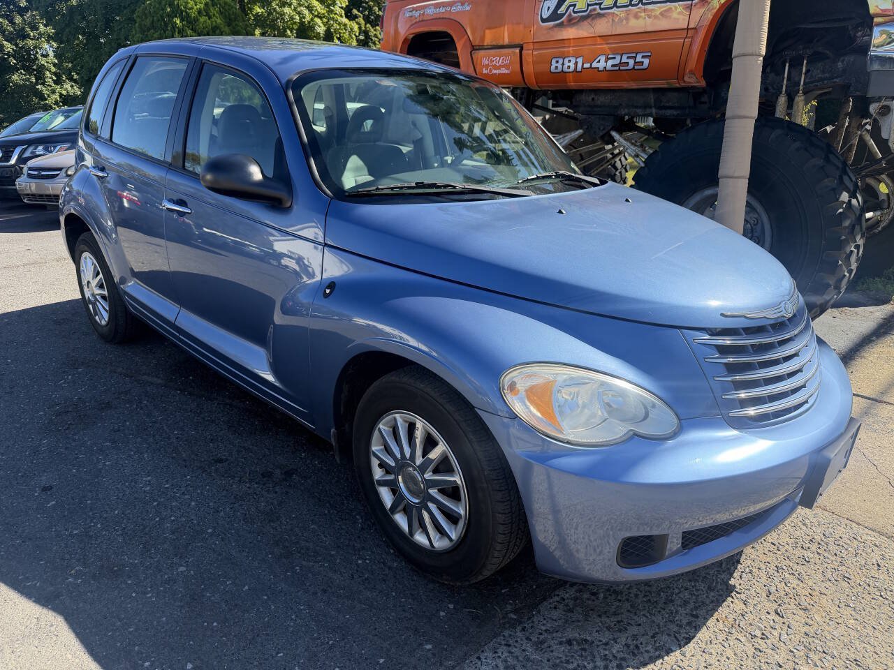 Used 2007 Chrysler PT Cruiser FWD image 3