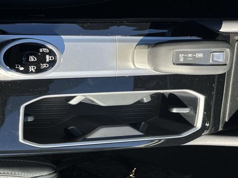 New 2026 Mitsubishi Outlander SEL FWD image 20
