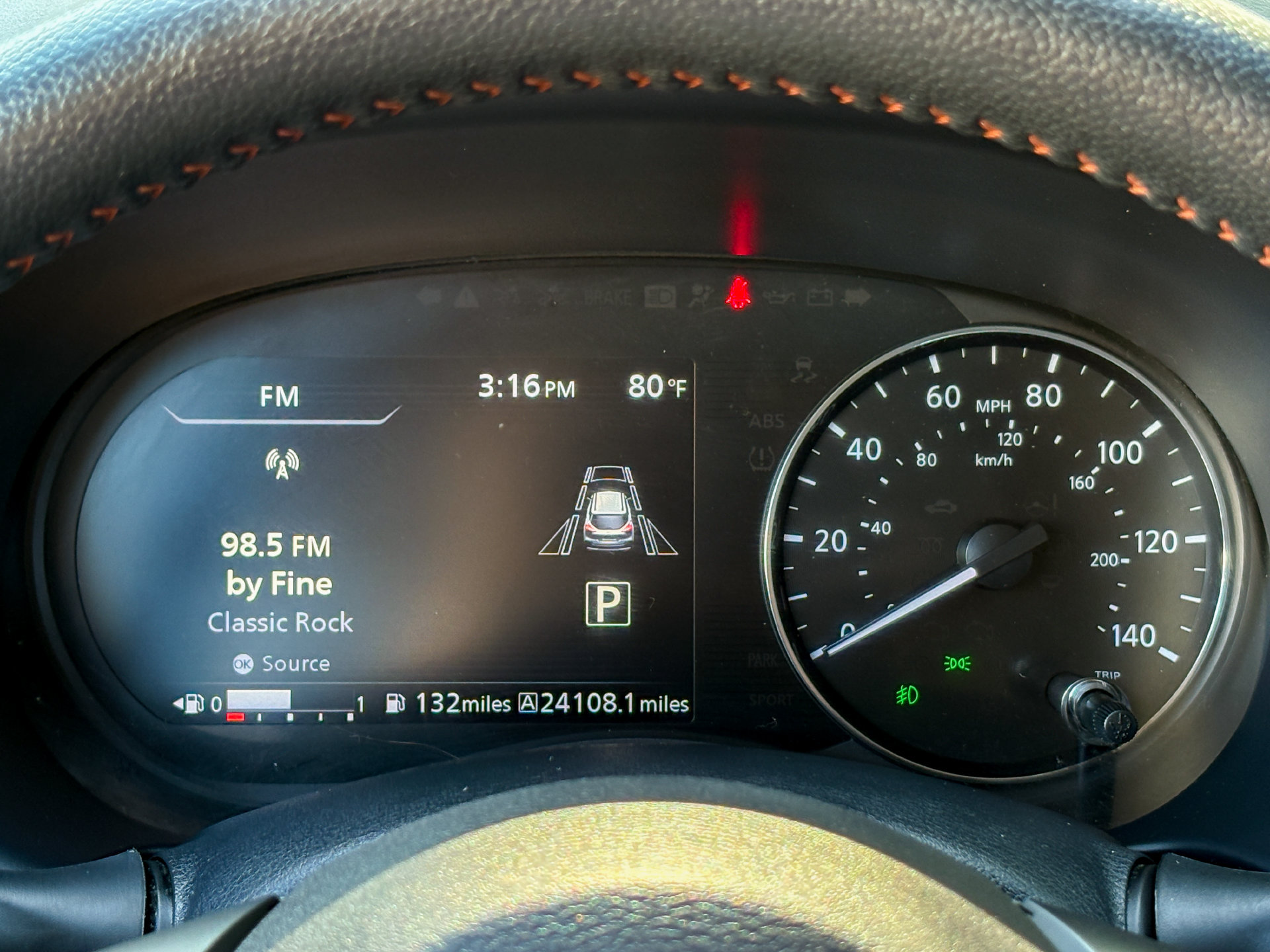 Used 2024 Nissan Kicks SR w/ SR Premium Package FWD image 17