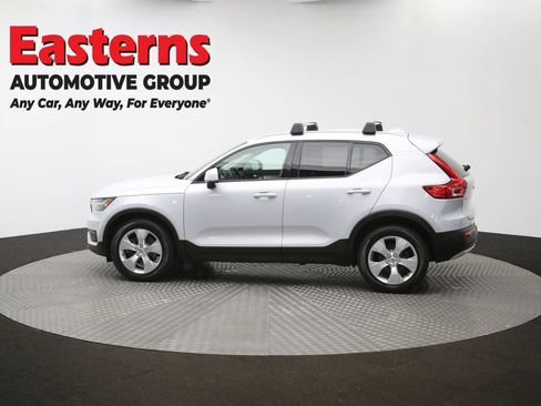Used 2021 Volvo XC40 T4 Momentum FWD image 59