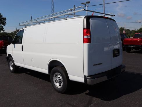 New 2025 Chevrolet Express 2500 w/ Driver Convenience Package RWD image 30