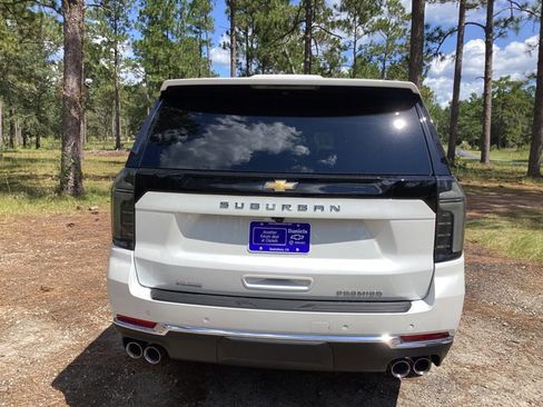 New 2025 Chevrolet Suburban Premier w/ Sun And Tow Package image 6