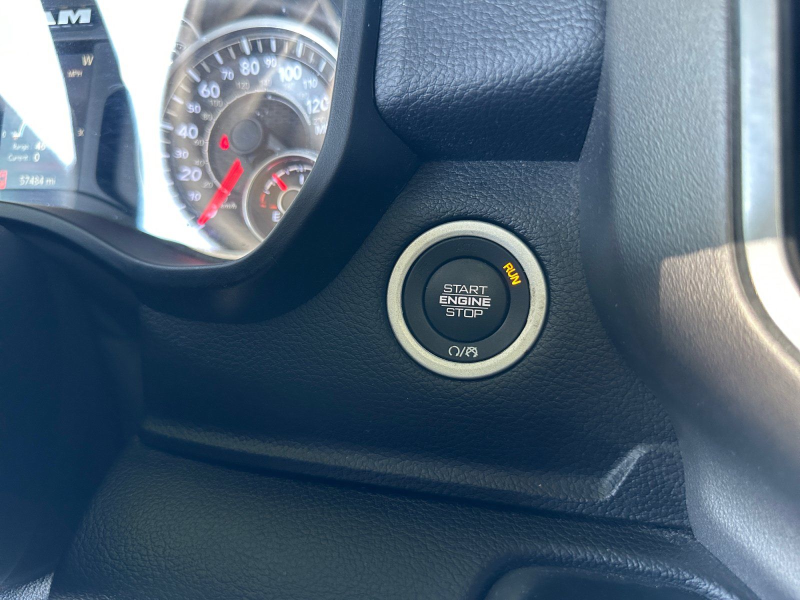 Used 2020 RAM 1500 2WD Crew Cab image 21