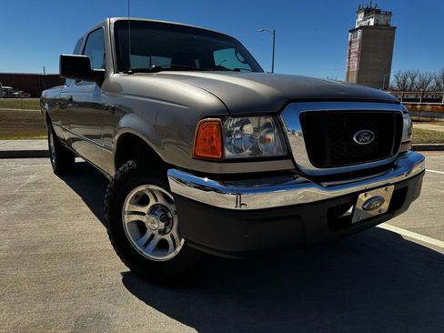 Used 2004 Ford Ranger XLT image 3