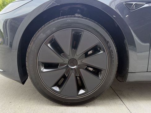 Used 2026 Tesla Model 3 RWD image 8