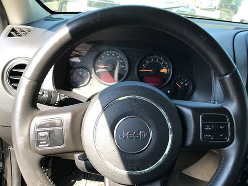 Used 2015 Jeep Patriot Sport AWD/4WD image 7