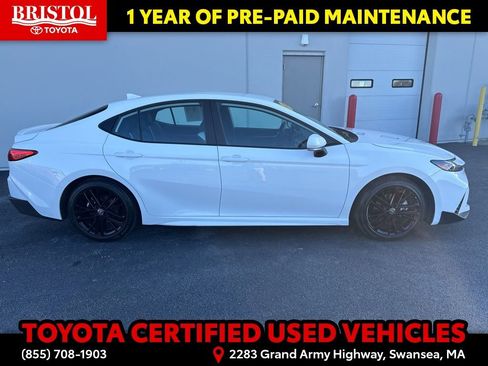 Certified 2025 Toyota Camry SE image 4