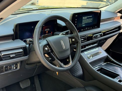 New 2026 Lincoln Aviator Reserve AWD/4WD image 15