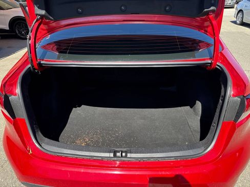 Used 2020 Toyota Corolla LE FWD image 16