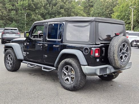 Used 2018 Jeep Wrangler Unlimited Sport S image 5
