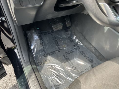 Used 2026 Honda CR-V EX image 18