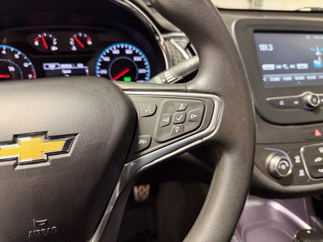 Used 2016 Chevrolet Malibu LT FWD image 15