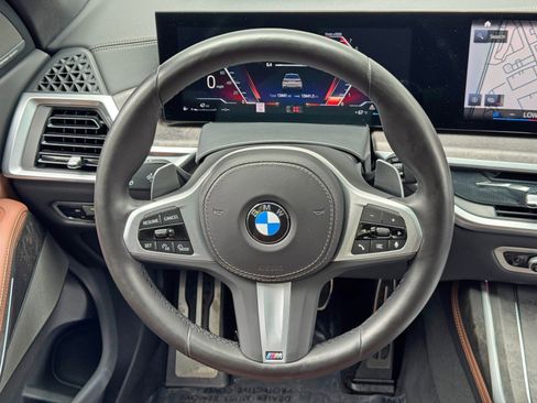 Used 2023 BMW X7 xDrive40i w/ Executive Package AWD/4WD image 22