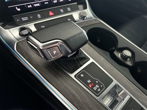 Used 2024 Audi A6 Premium Plus image 33