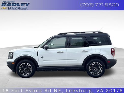 Used 2025 Ford Bronco Sport Outer Banks w/ Outer Banks Tech Package+ AWD/4WD image 2