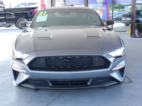 Used 2021 Ford Mustang Coupe RWD image 13