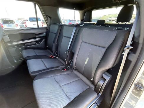 Certified 2021 Ford Expedition XLT image 18