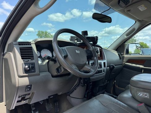 Used 2006 Dodge Ram 3500 Truck Laramie RWD image 14