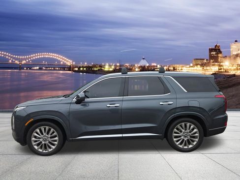 Used 2020 Hyundai Palisade Limited FWD image 2