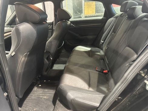 Used 2019 Honda Accord Sport image 10