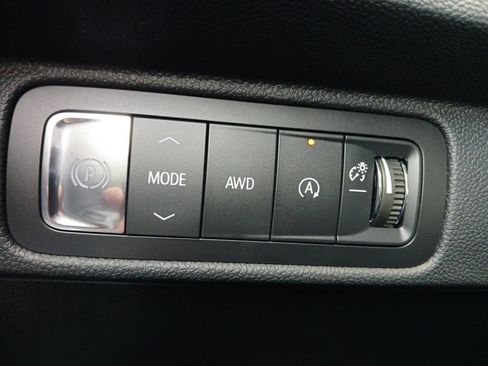 New 2026 Chevrolet Traverse Z71 w/ Enhanced Driving Package AWD/4WD image 25