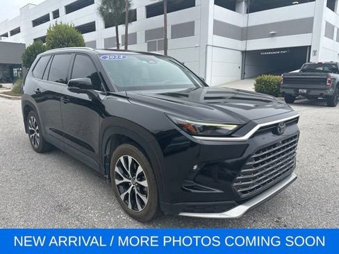Used 2024 Toyota Grand Highlander AWD Hybrid image 1