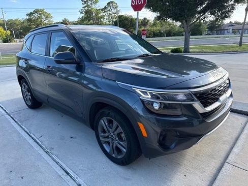 Certified 2023 Kia Seltos S FWD image 1