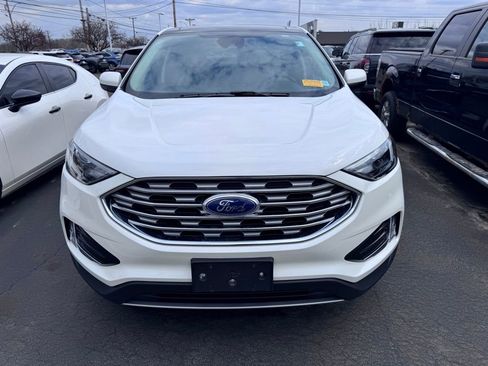 Used 2022 Ford Edge SEL w/ Convenience Package image 2