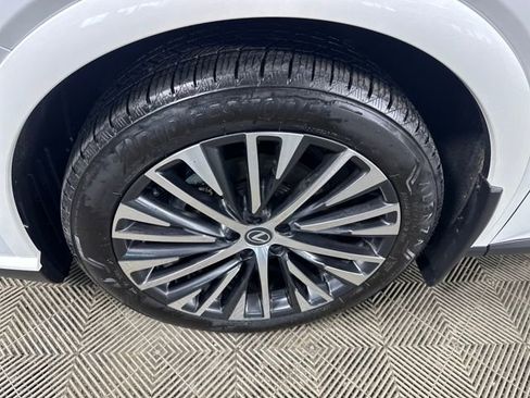 Used 2024 Lexus RX 350 w/ Convenience Package image 10