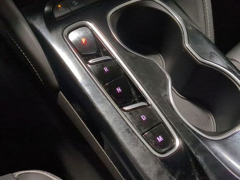 Used 2023 Buick Envision Essence image 42