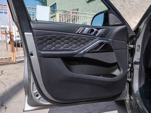 Used 2022 BMW X6 M AWD/4WD image 23