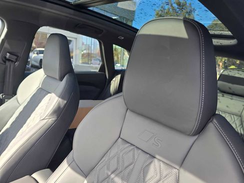 New 2025 Audi SQ5 Premium Plus image 25