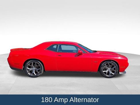 Used 2019 Dodge Challenger R/T w/ Cold Weather Group RWD image 9