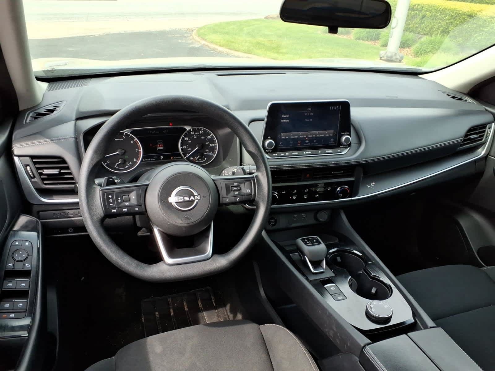 Used 2024 Nissan Rogue S AWD/4WD image 5
