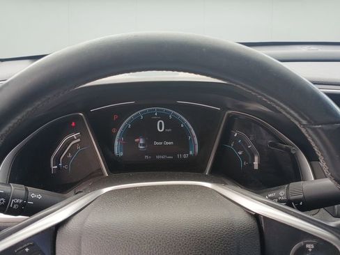 Used 2017 Honda Civic EX-L image 3