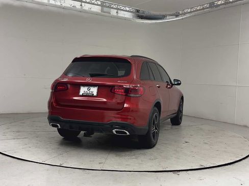 Used 2022 Mercedes-Benz GLC 300 4MATIC image 7