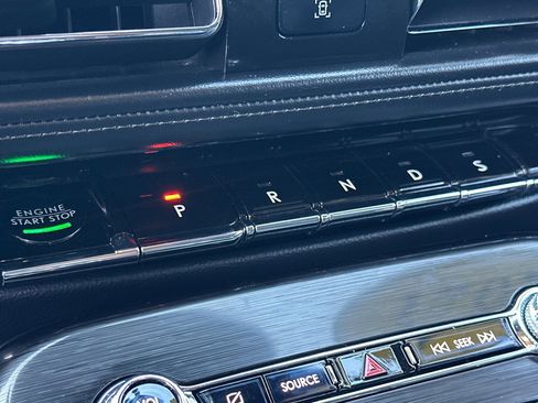 Certified 2021 Lincoln Nautilus FWD image 21