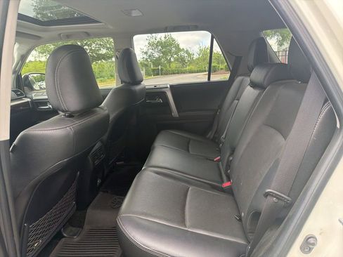 Used 2023 Toyota 4Runner Limited RWD image 10