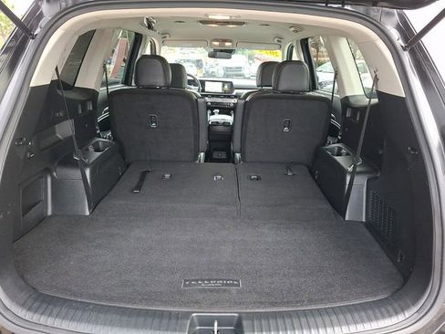 Used 2024 Kia Telluride S image 30