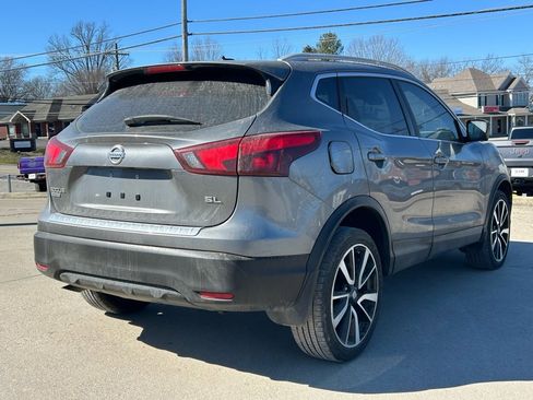 Used 2017 Nissan Rogue Sport SL w/ SL Premium Package image 5